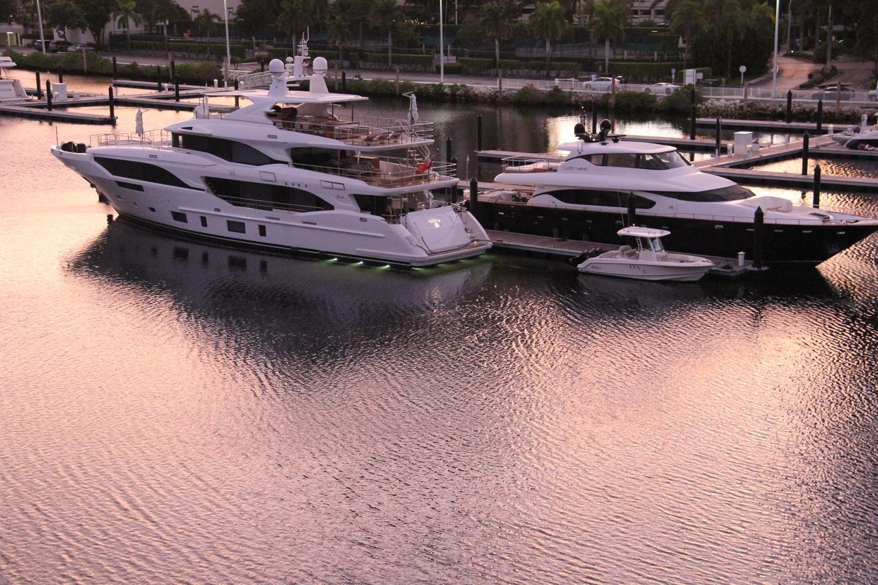 6-502 Amazing Water View - Three Bedrooms Aventura Exteriér fotografie